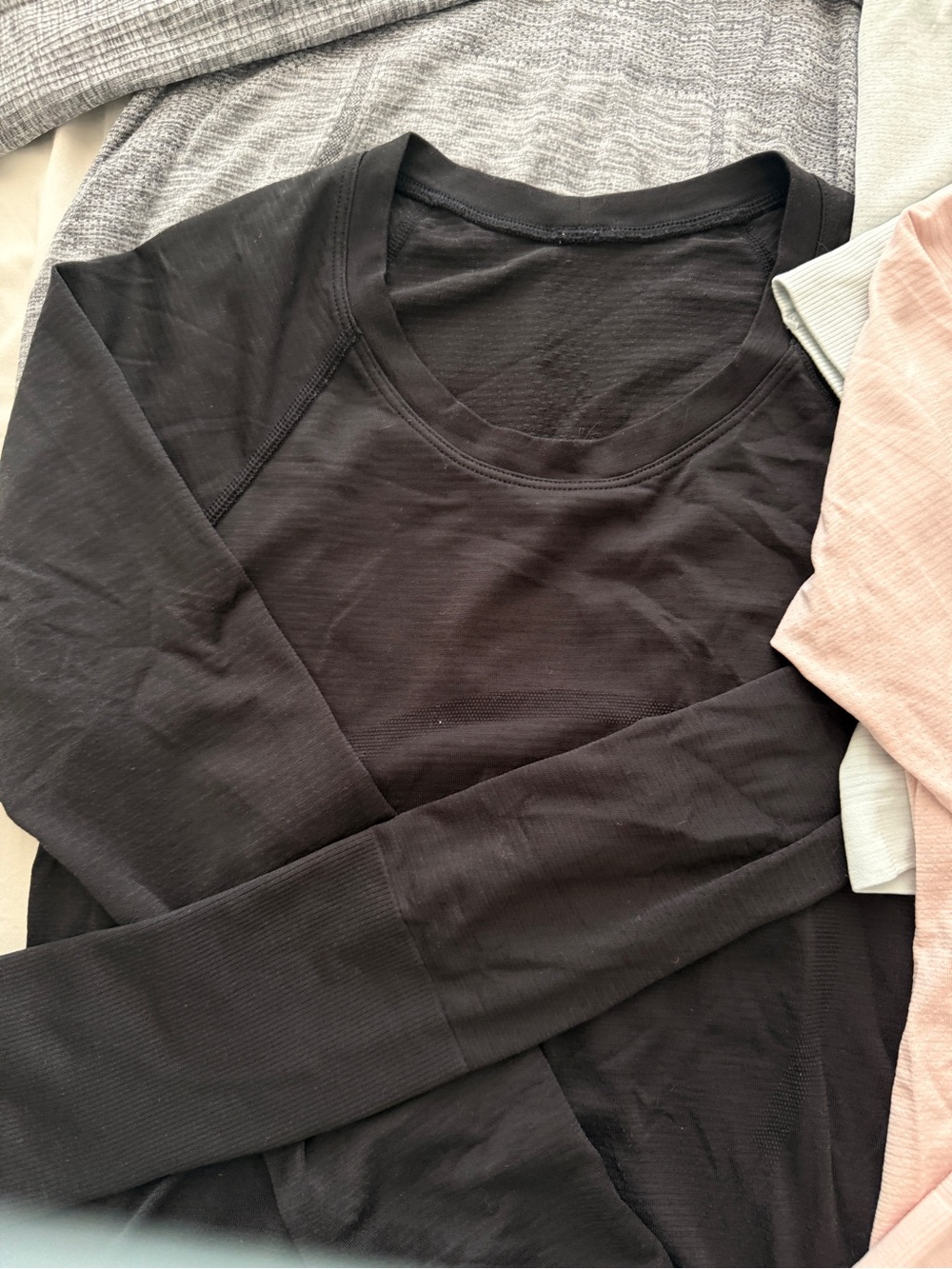 Lot of 4 lululemon athletica swiftly tech long -Sleeve Pink, Black, Gray, Mint - Picture 4 of 8